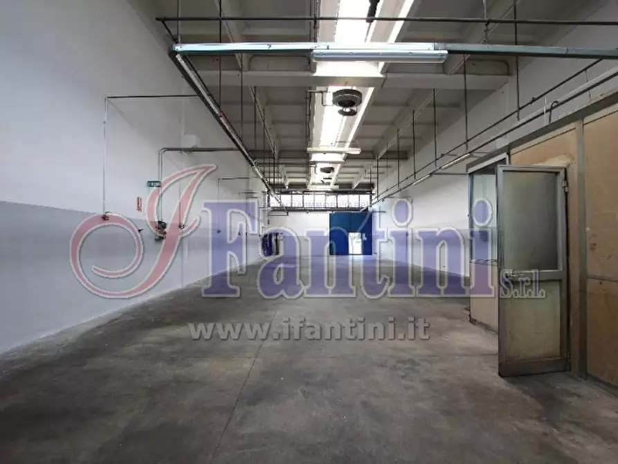 Immagine 8 di Capannone industriale in vendita  in VIA XXV APRILE 2 a Calderara Di Reno