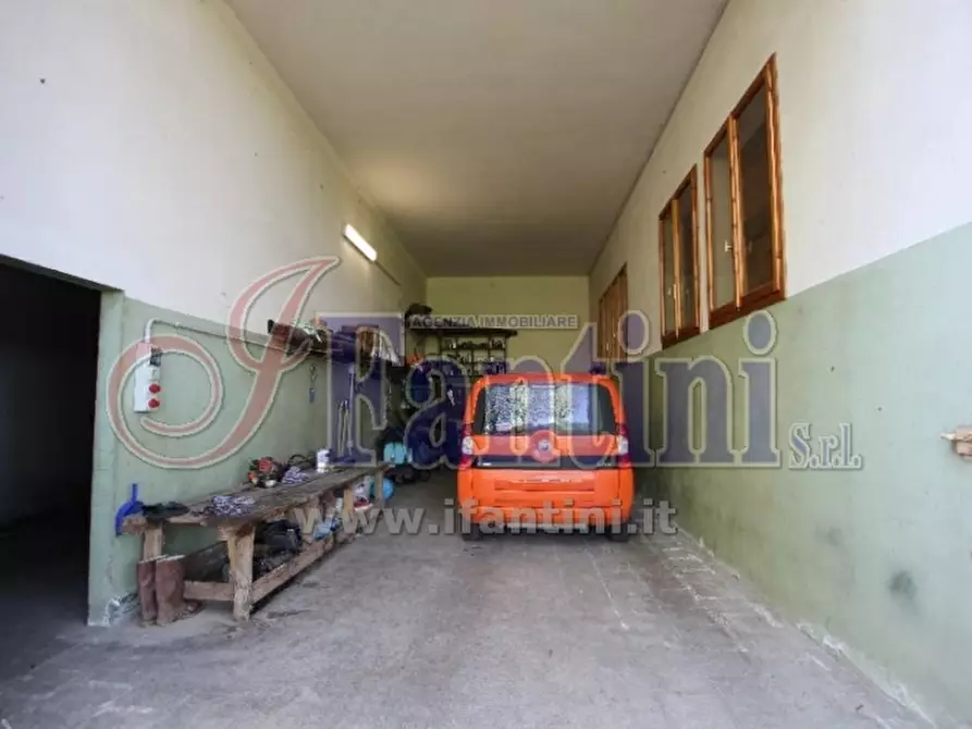 Immagine 9 di Villa in vendita  a Calderara Di Reno