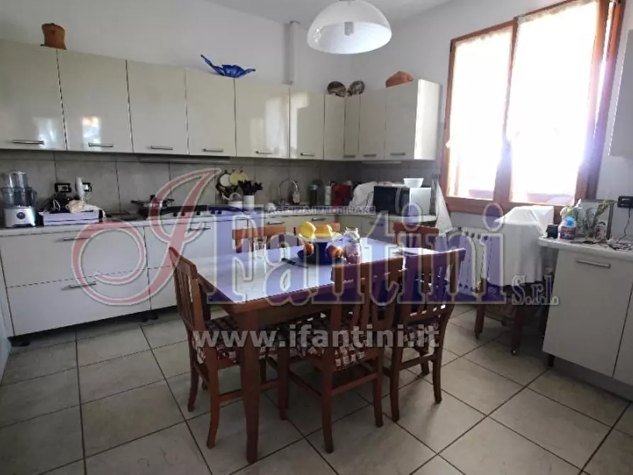 Immagine 16 di Villa in vendita  a Calderara Di Reno
