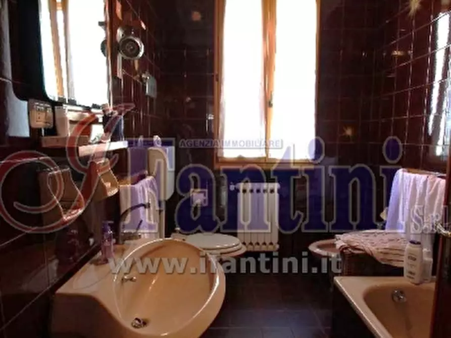 Immagine 25 di Villa in vendita  a Calderara Di Reno