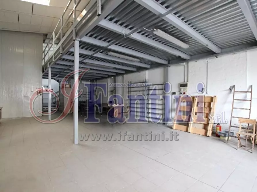 Immagine 12 di Capannone industriale in vendita  in VIA DEL FAGGIOLO 1 a Bologna