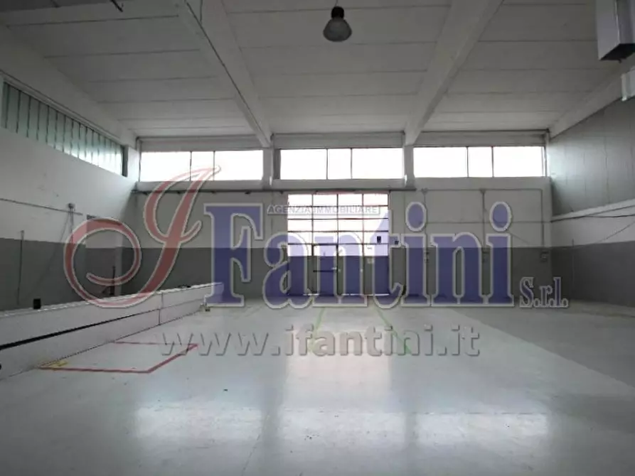 Immagine 14 di Capannone industriale in affitto  a Sala Bolognese