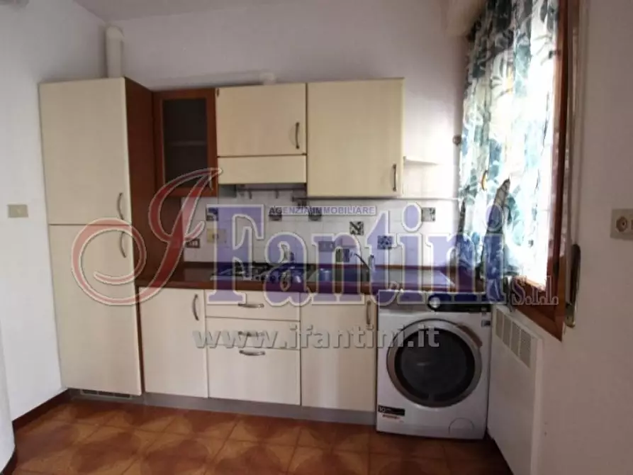 Immagine 6 di Appartamento in vendita  a Calderara Di Reno