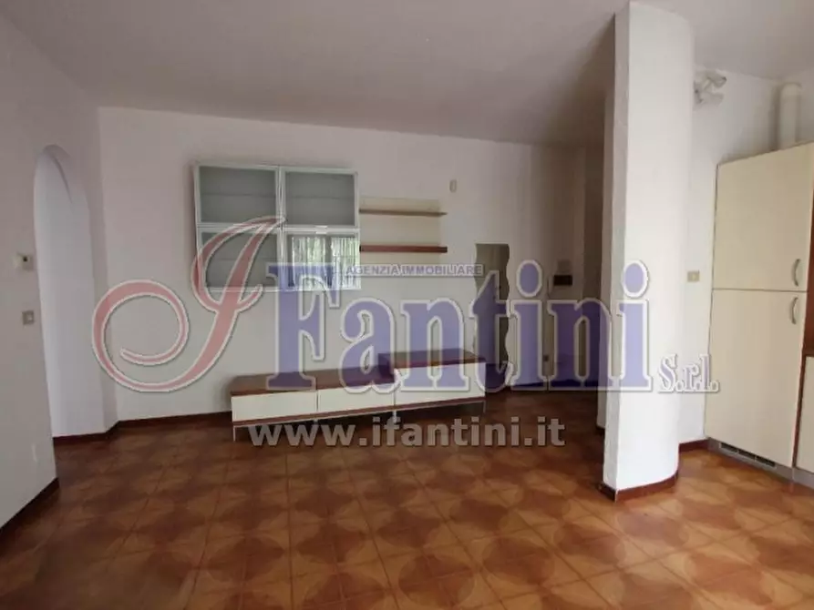 Immagine 9 di Appartamento in vendita  a Calderara Di Reno