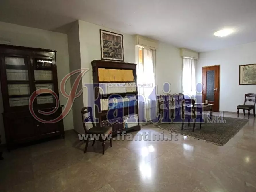 Immagine 6 di Ufficio in vendita  a Ferrara