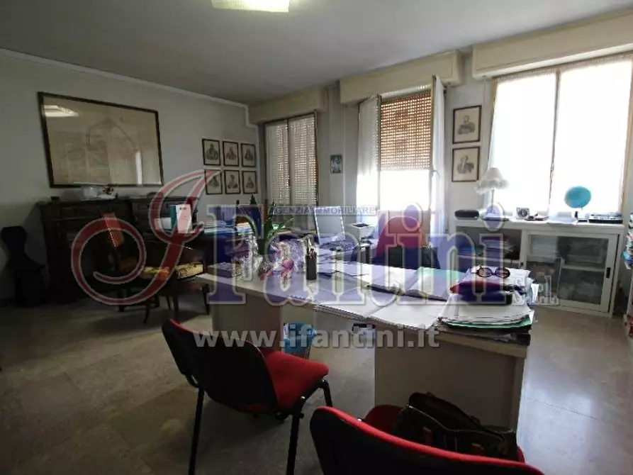 Immagine 9 di Ufficio in vendita  a Ferrara