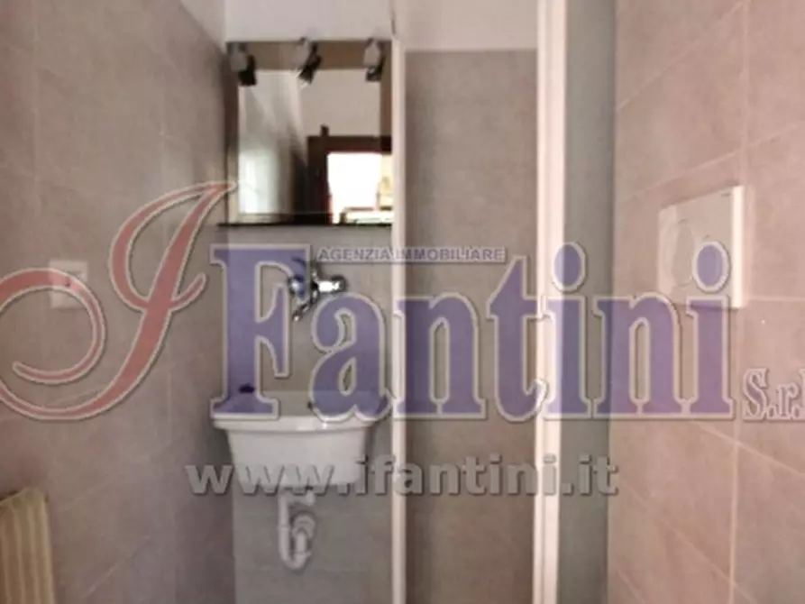 Immagine 25 di Appartamento in vendita  a Calderara Di Reno