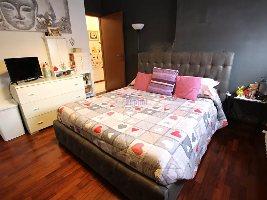 Immagine 13 di Appartamento in vendita  a Calderara Di Reno