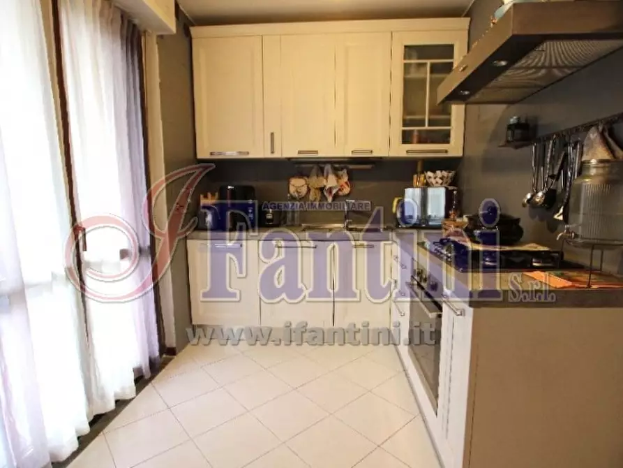 Immagine 10 di Appartamento in vendita  a Calderara Di Reno