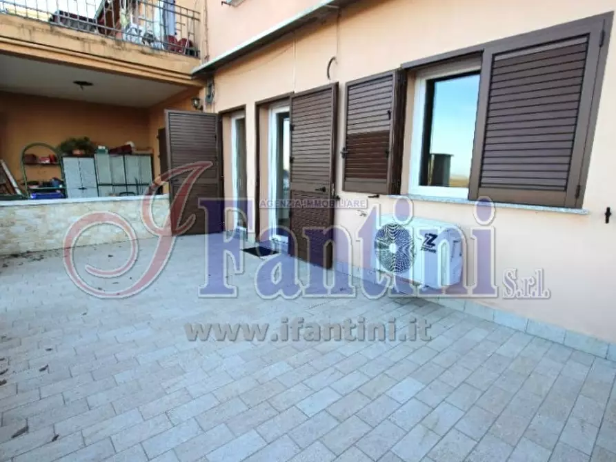 Immagine 3 di Appartamento in vendita  a Calderara Di Reno