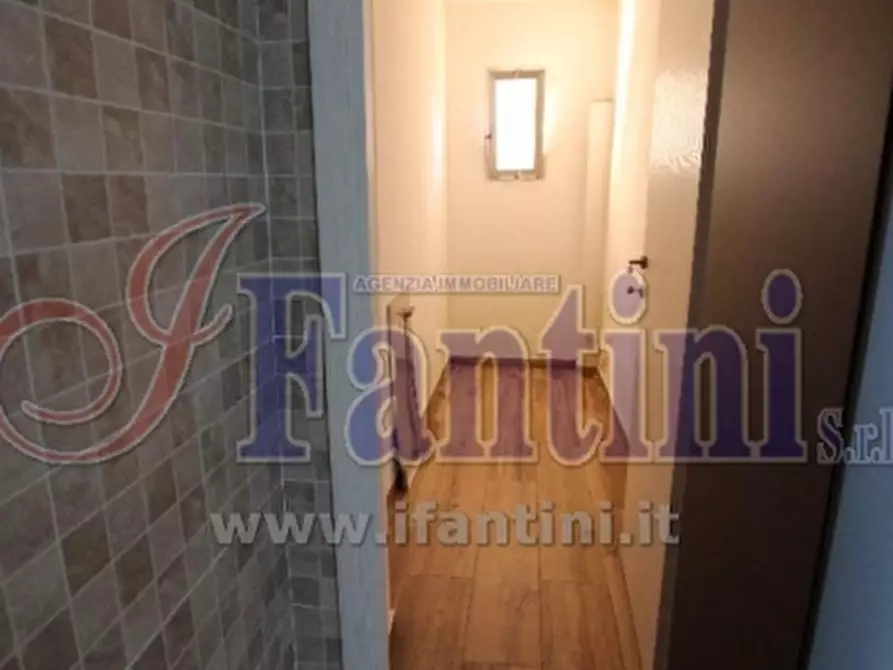 Immagine 13 di Appartamento in vendita  a Calderara Di Reno