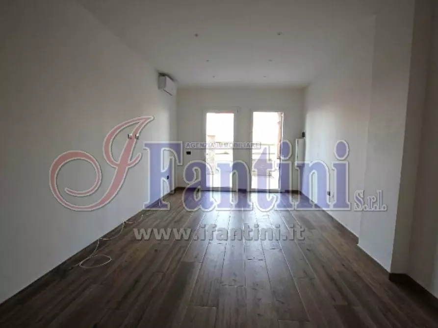 Immagine 6 di Appartamento in vendita  a Calderara Di Reno