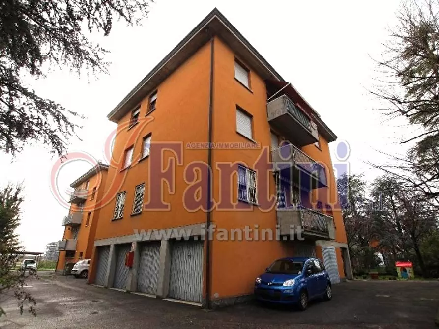 Immagine 2 di Appartamento in vendita  a Calderara Di Reno