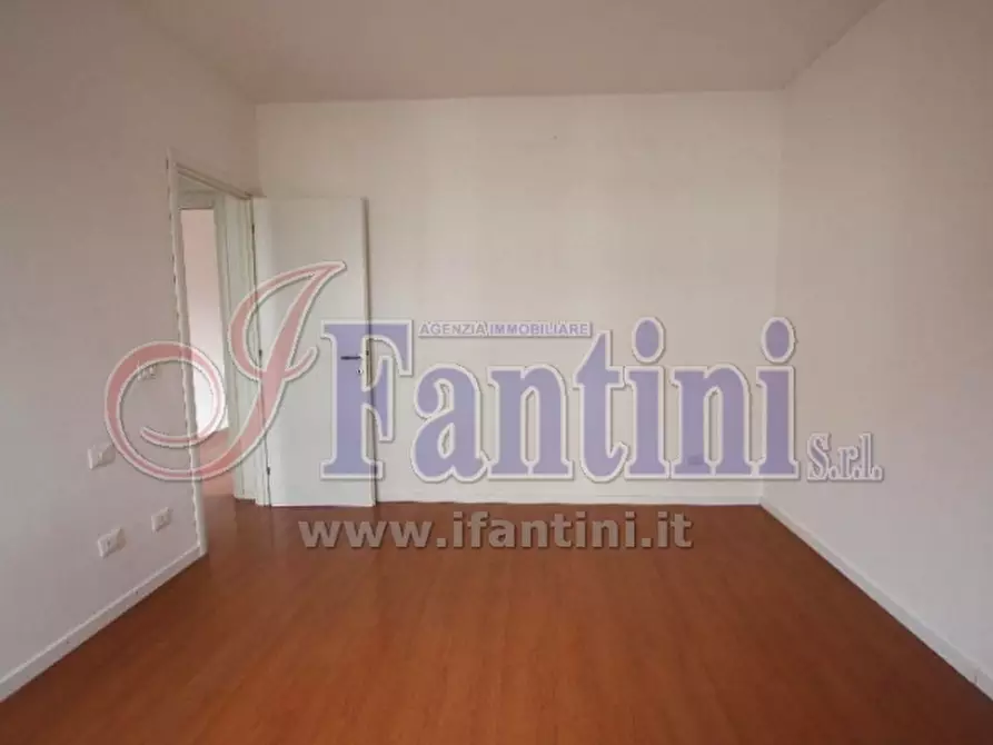 Immagine 12 di Appartamento in vendita  a Calderara Di Reno