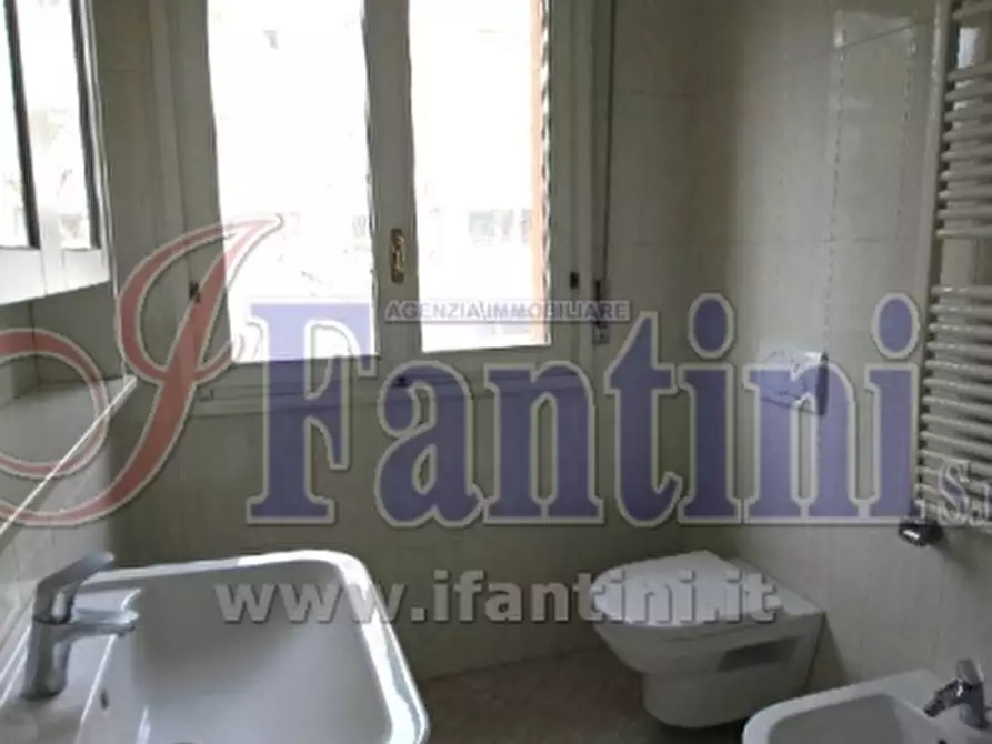 Immagine 21 di Appartamento in vendita  a Calderara Di Reno