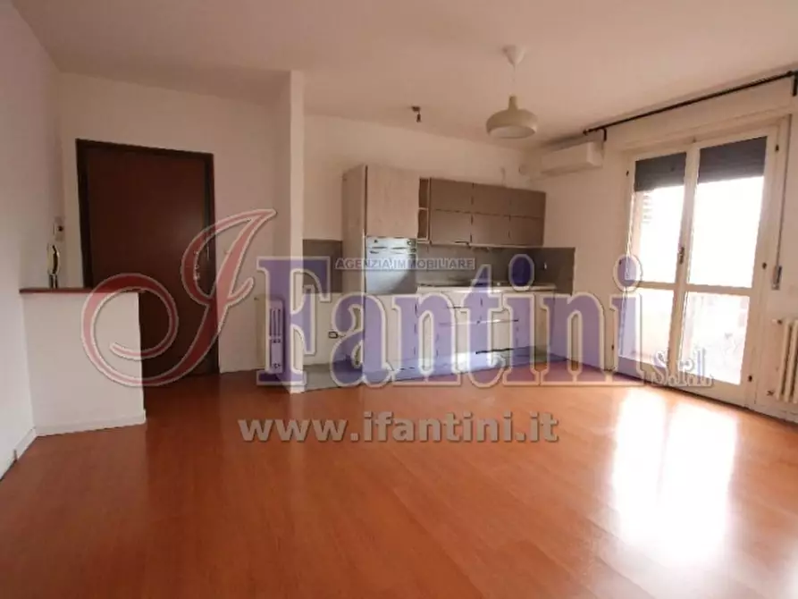 Immagine 4 di Appartamento in vendita  a Calderara Di Reno