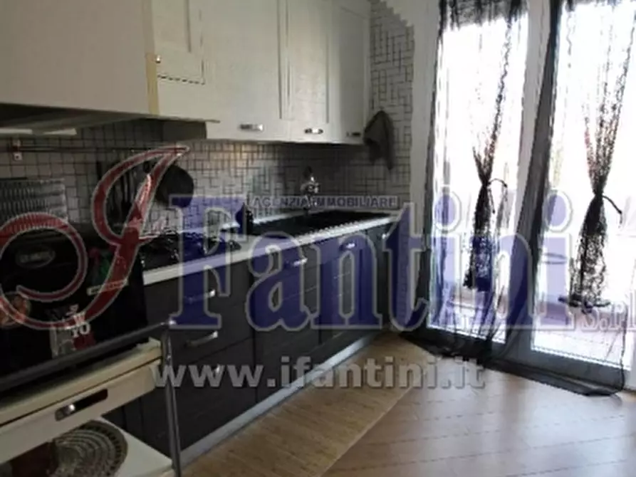 Immagine 8 di Appartamento in vendita  in VIA GRAMSCI 30 a Calderara Di Reno