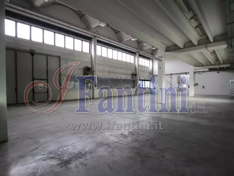 Immagine 2 di Capannone industriale in vendita  in VIA ROMA 110 a Calderara Di Reno