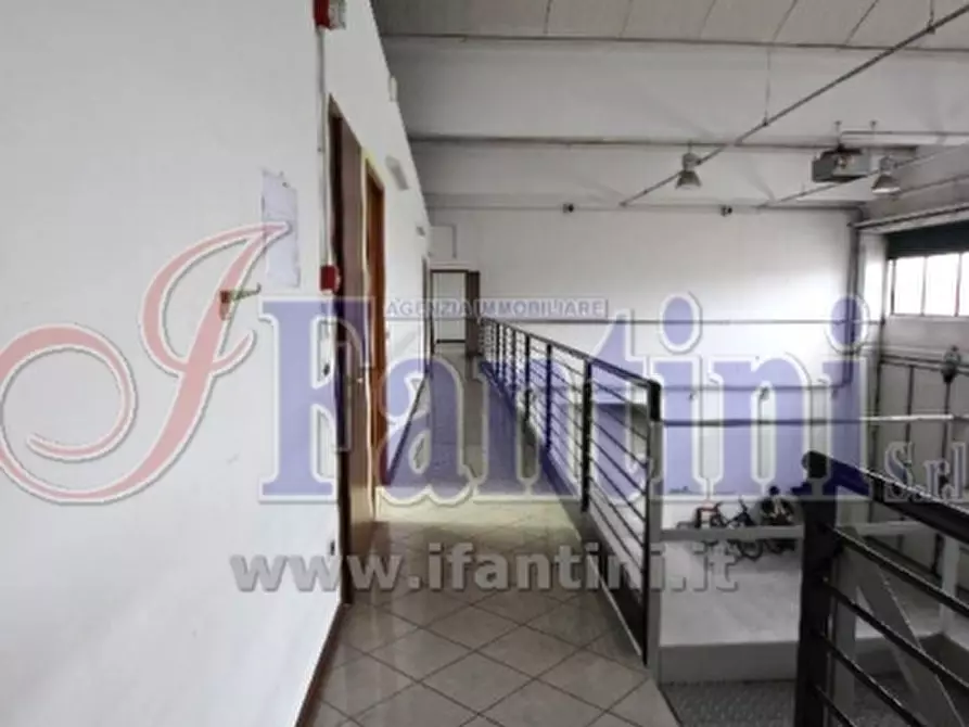 Immagine 34 di Capannone industriale in affitto  a Calderara Di Reno