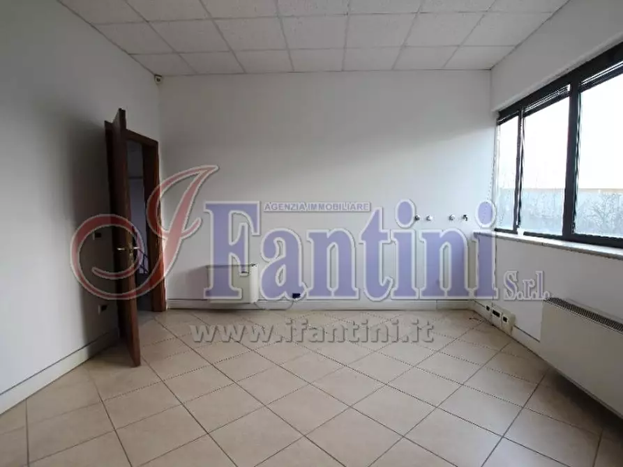 Immagine 37 di Capannone industriale in affitto  a Calderara Di Reno