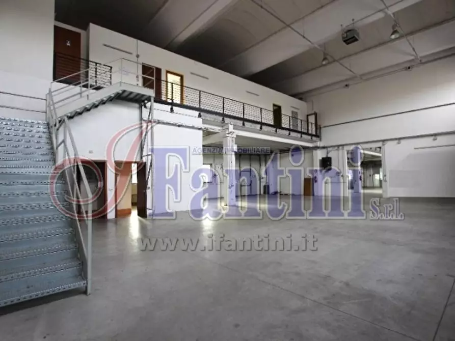 Immagine 10 di Capannone industriale in affitto  a Calderara Di Reno