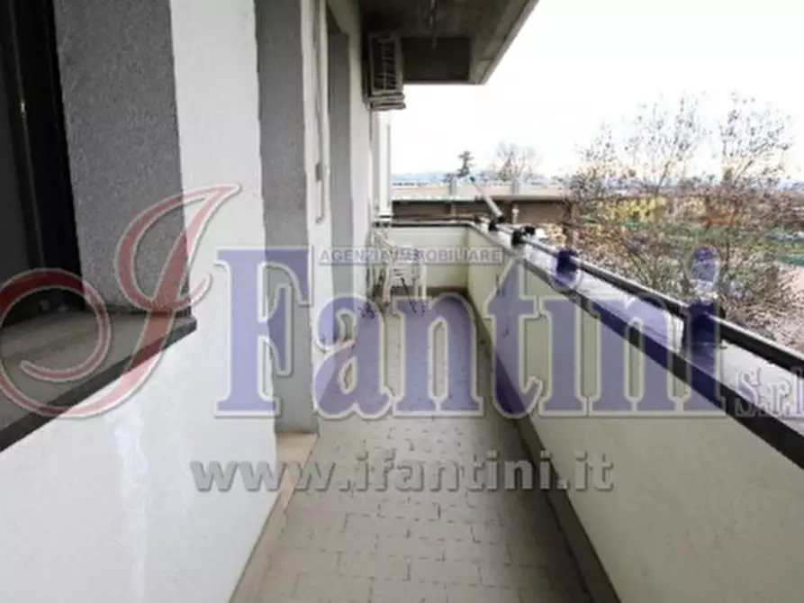 Immagine 9 di Appartamento in vendita  a Calderara Di Reno
