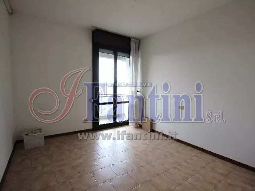 Immagine 16 di Appartamento in vendita  a Calderara Di Reno