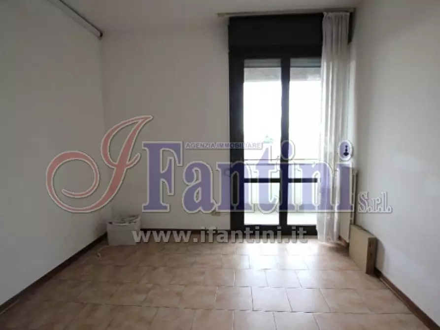 Immagine 17 di Appartamento in vendita  a Calderara Di Reno