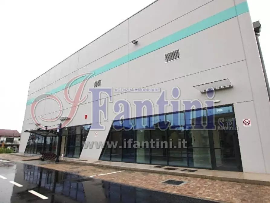 Immagine 2 di Licenza in affitto  in VIA GUGLIELMO MARCONI 9 a Ferrara