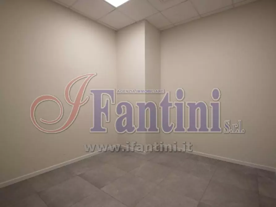 Immagine 13 di Licenza in affitto  in VIA GUGLIELMO MARCONI 9 a Ferrara