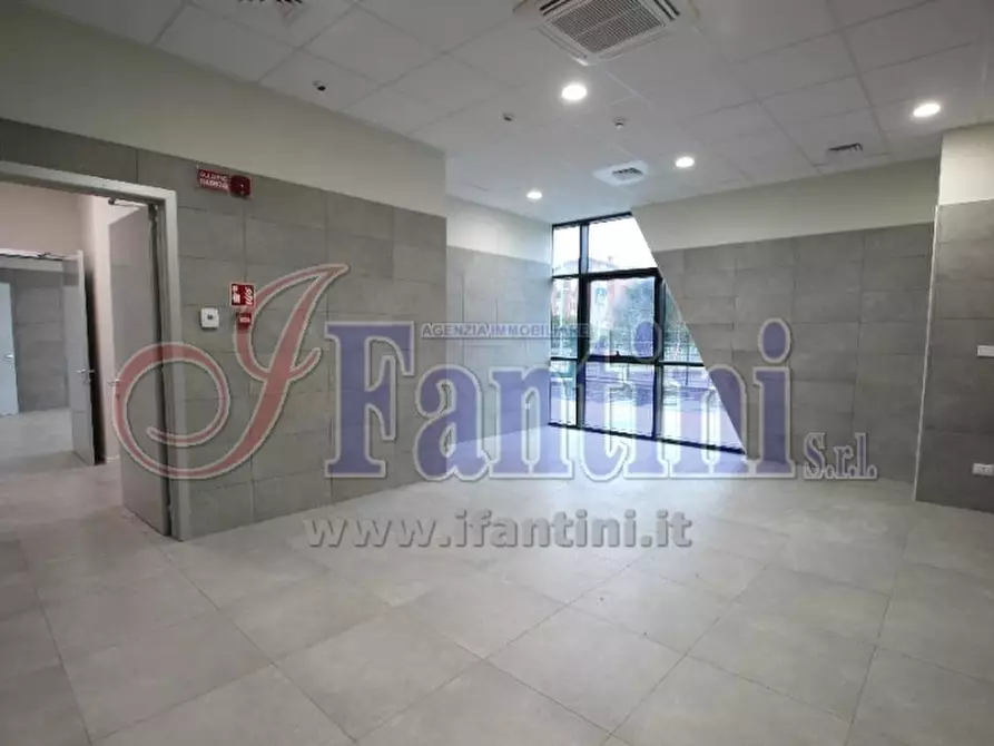 Immagine 17 di Licenza in affitto  in VIA GUGLIELMO MARCONI 9 a Ferrara