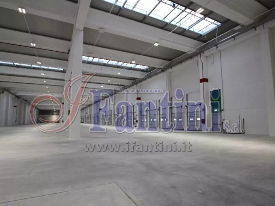 Immagine 27 di Licenza in affitto  in VIA GUGLIELMO MARCONI 9 a Ferrara