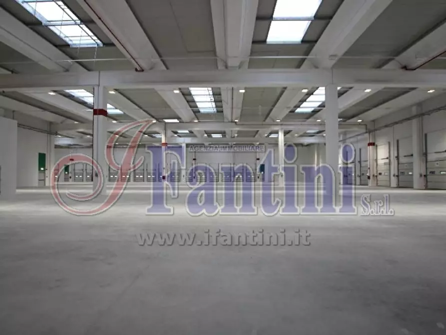 Immagine 29 di Licenza in affitto  in VIA GUGLIELMO MARCONI 9 a Ferrara