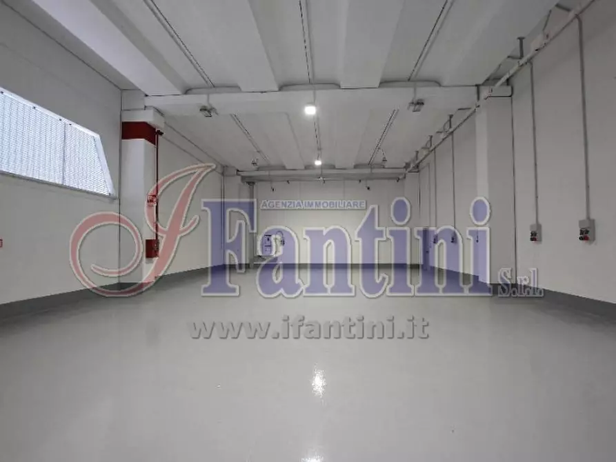 Immagine 34 di Licenza in affitto  in VIA GUGLIELMO MARCONI 9 a Ferrara