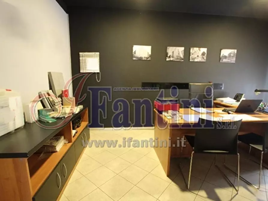 Immagine 15 di Capannone industriale in vendita  in VIA TOGLIATTI a Imola