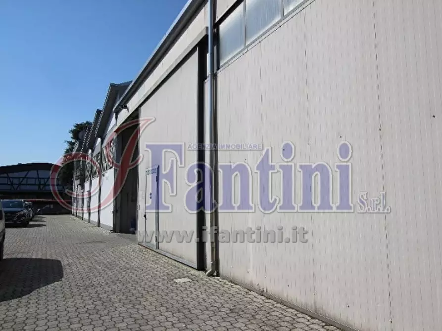 Immagine 4 di Capannone industriale in vendita  in VIA TOGLIATTI a Imola