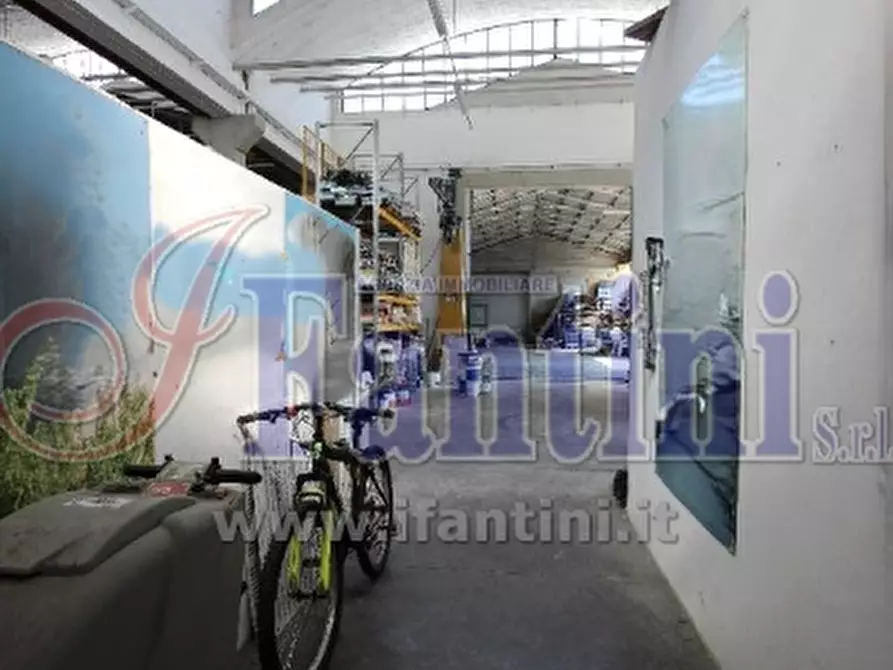 Immagine 25 di Capannone industriale in vendita  in VIA TOGLIATTI a Imola