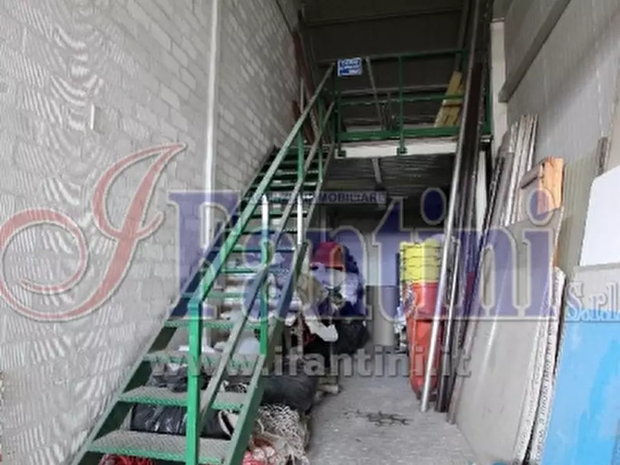 Immagine 30 di Capannone industriale in vendita  in VIA TOGLIATTI a Imola