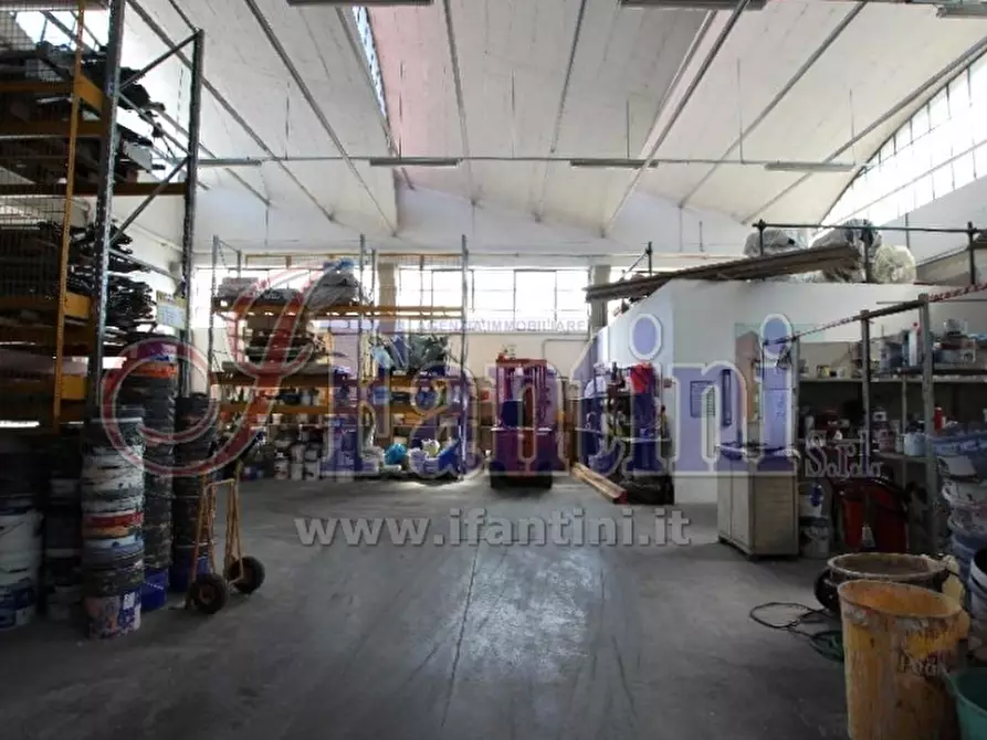 Immagine 37 di Capannone industriale in vendita  in VIA TOGLIATTI a Imola