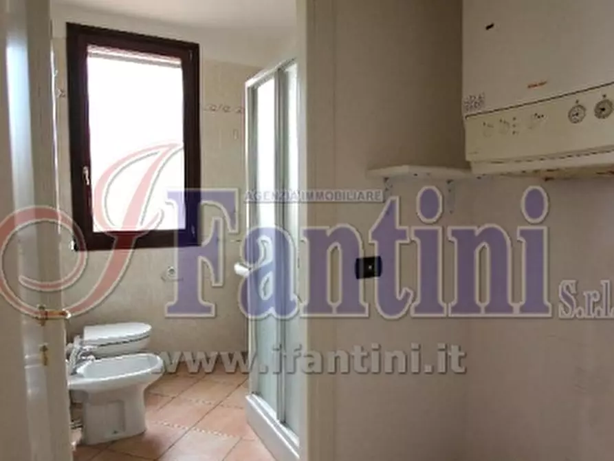 Immagine 15 di Casa semindipendente in vendita  in VIA LONGAROLA 42 a Sala Bolognese