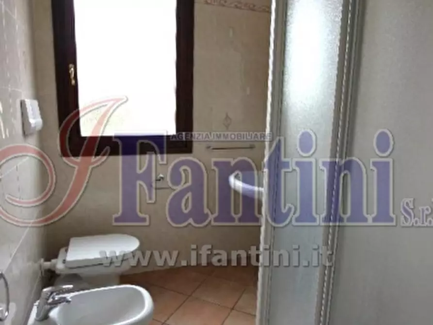 Immagine 16 di Casa semindipendente in vendita  in VIA LONGAROLA 42 a Sala Bolognese