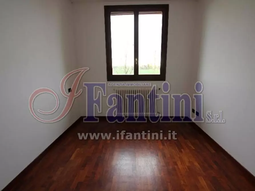 Immagine 29 di Casa semindipendente in vendita  in VIA LONGAROLA 42 a Sala Bolognese