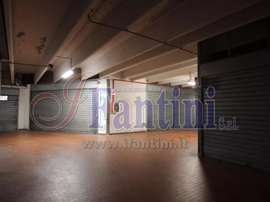 Immagine 4 di Box auto in affitto  a Bologna