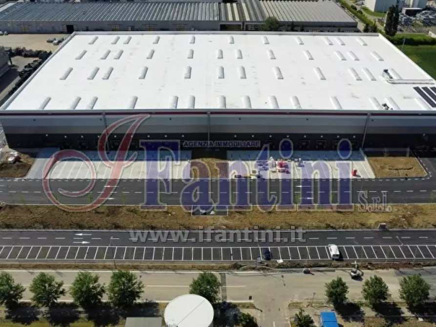 Immagine 3 di Capannone industriale in affitto  a Sala Bolognese