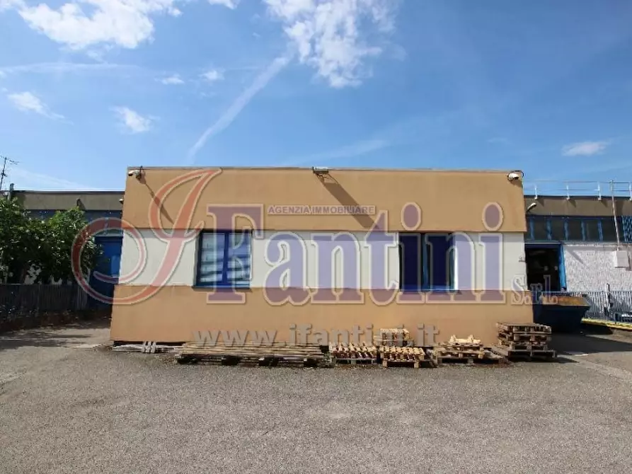 Immagine 2 di Capannone industriale in affitto  a Calderara Di Reno