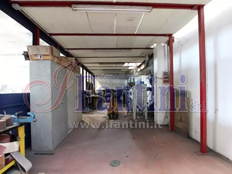 Immagine 15 di Capannone industriale in affitto  a Calderara Di Reno