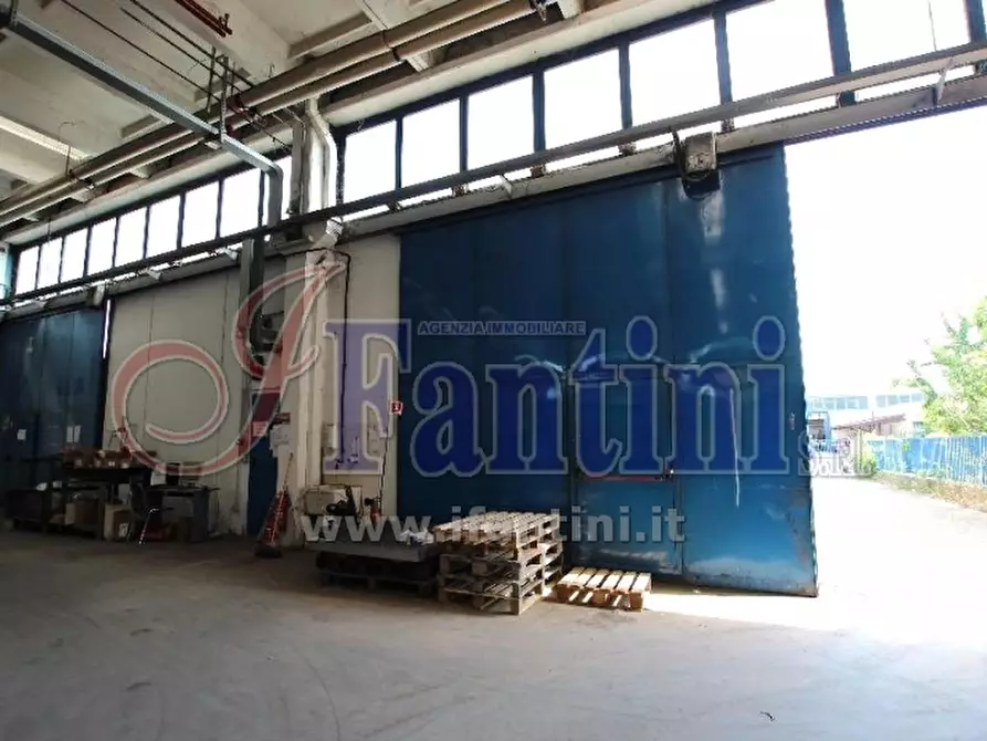 Immagine 16 di Capannone industriale in affitto  a Calderara Di Reno