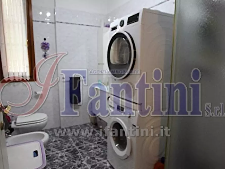 Immagine 15 di Appartamento in vendita  in VIA TORRETTA 4 a Calderara Di Reno