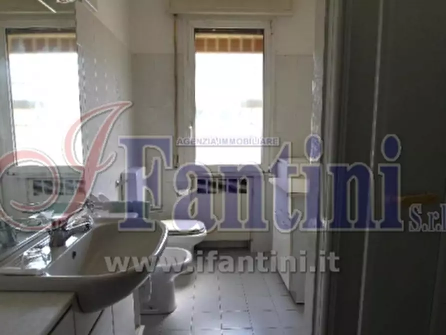 Immagine 18 di Appartamento in vendita  a Calderara Di Reno