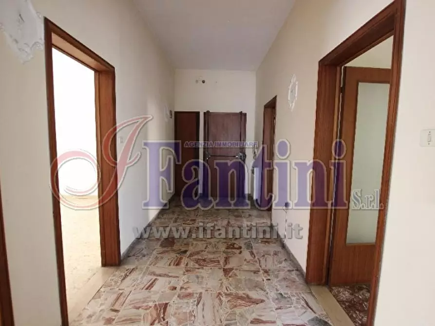 Immagine 4 di Appartamento in vendita  a Calderara Di Reno